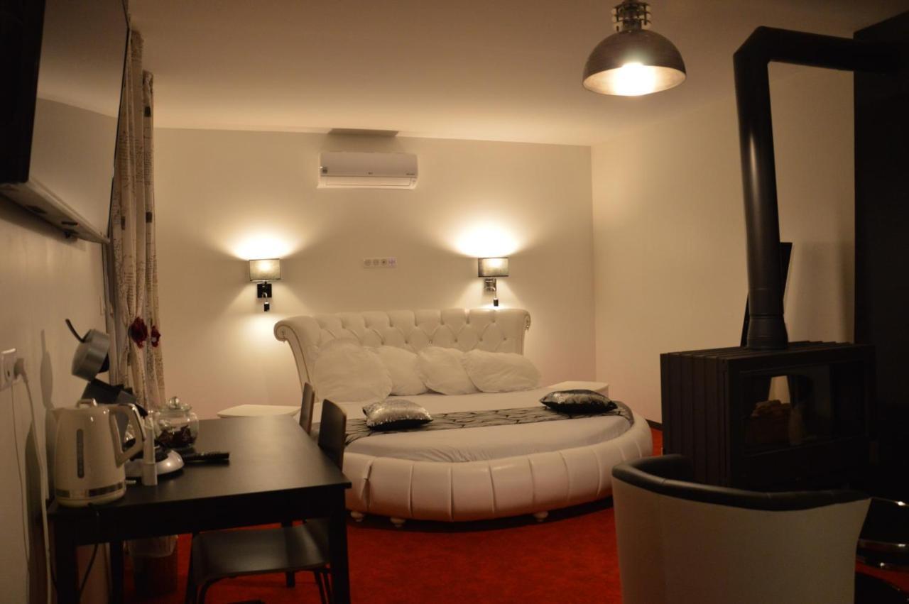 Salon Boyer Hotel Épernay Kültér fotó