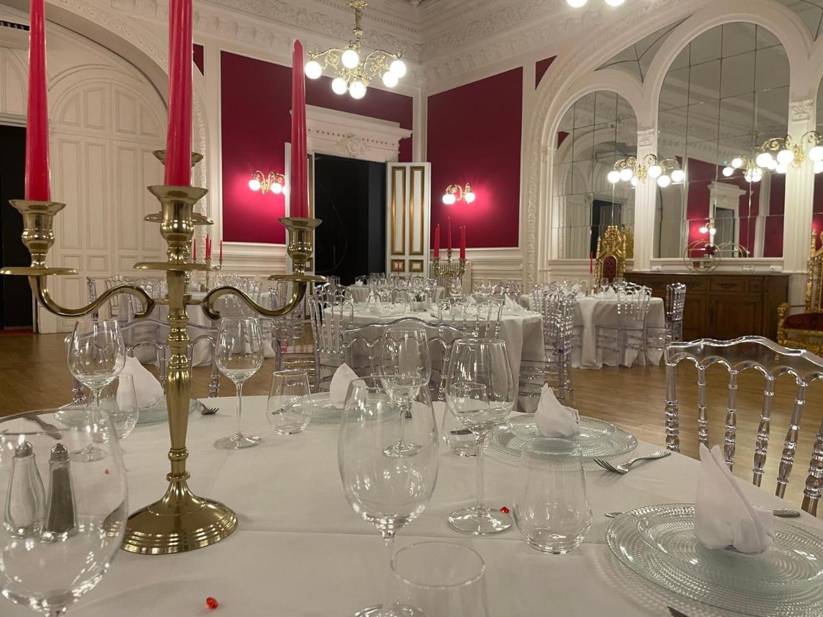 Salon Boyer Hotel Épernay Kültér fotó